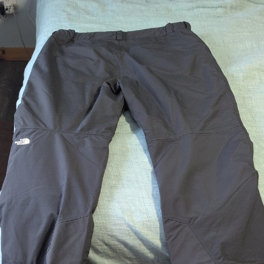 The North Face Dark Gray Outdoor Pants - Picture 5 of 9